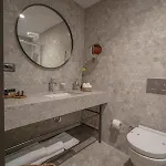 1772 Otel 5*