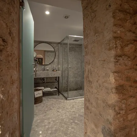 1772 Hotel