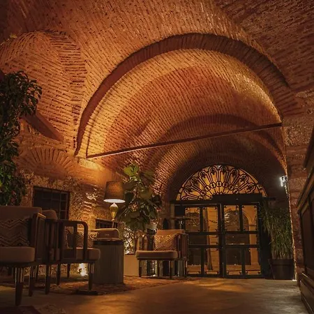 1772 Hotel