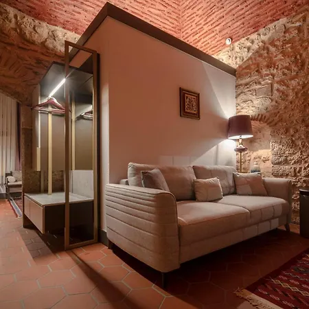1772 5* Istanbulská provincie