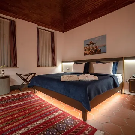 Hotel 1772 5*