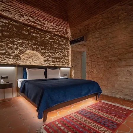 Hotel 1772 5*