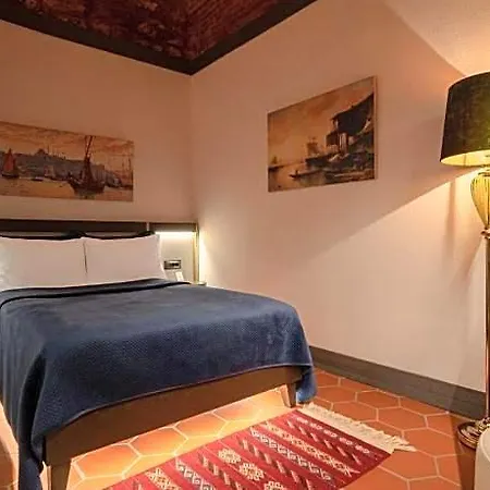 1772 Otel
