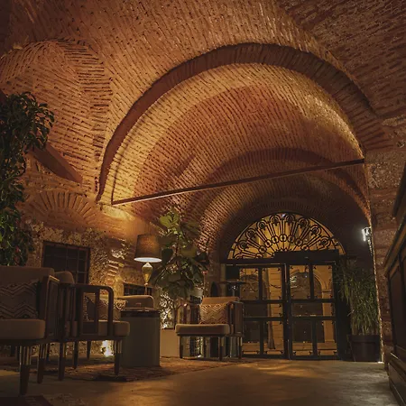 1772 Hotel