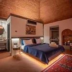 1772 Hotel
